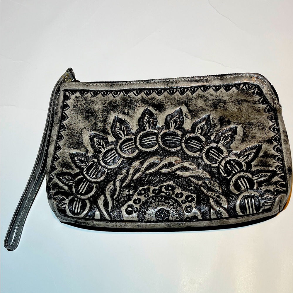 Labrado Leather Florentine Hand Tooled Wristlet New Pouch Slate Gray